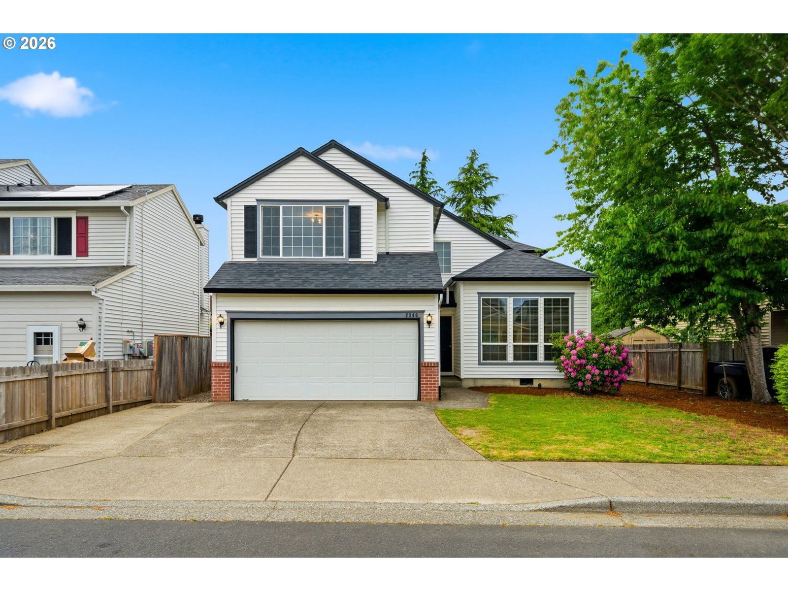 Listing photo 1 of 6