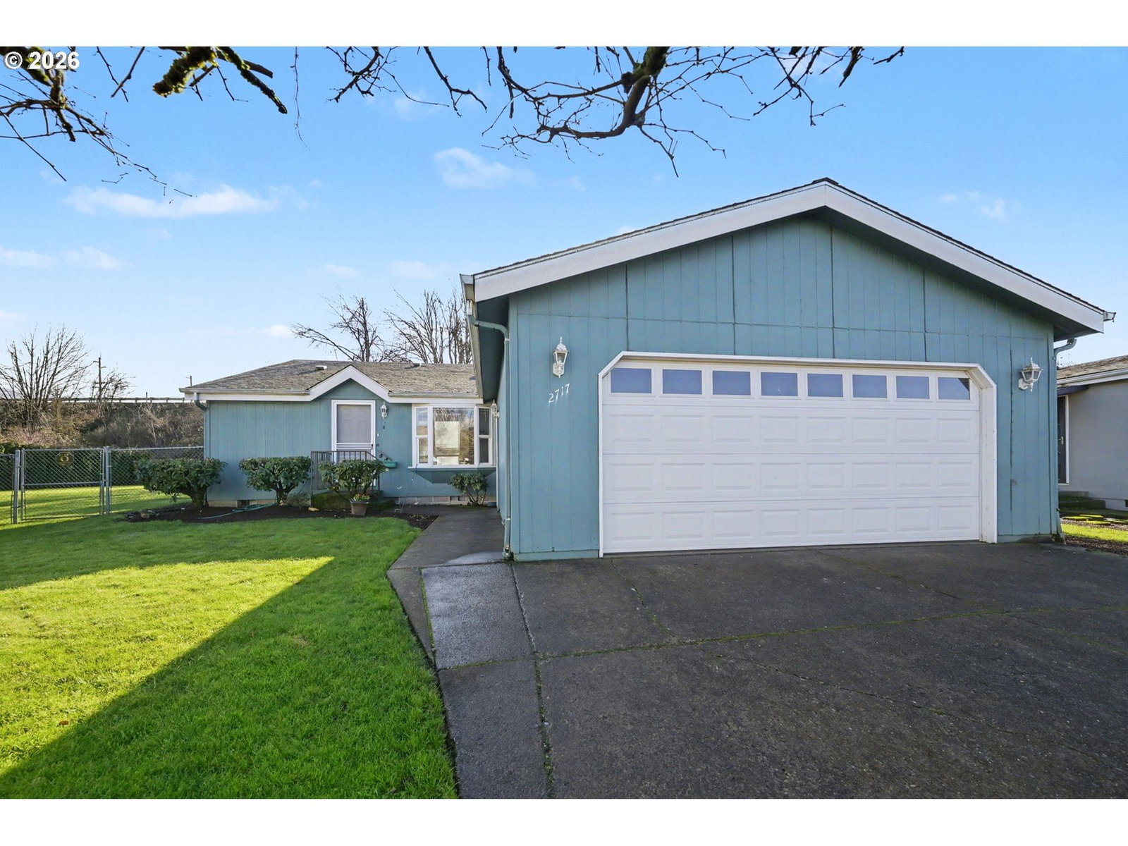 Primary listing photo, 2717 MAIA LOOP, Springfield, OR, 97477
