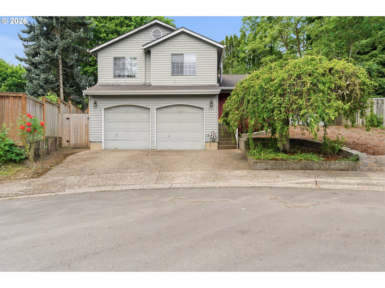 Listing photo 1 of 6