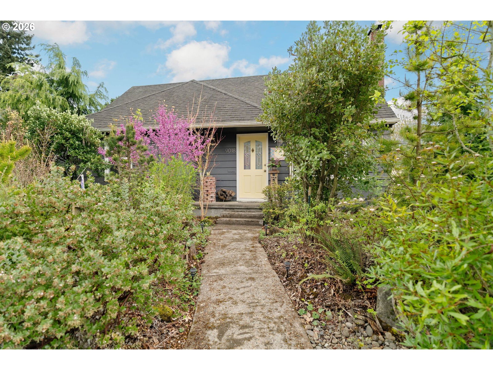 Primary listing photo, 9018 SE MILL ST, Portland, OR, 97216