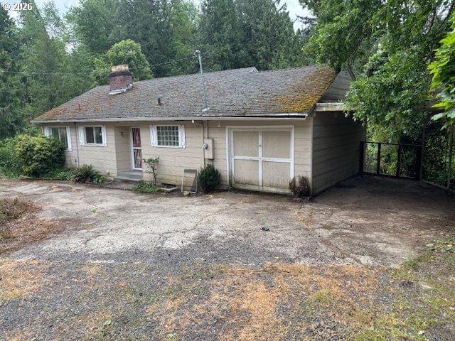 Listing photo 1 of 6