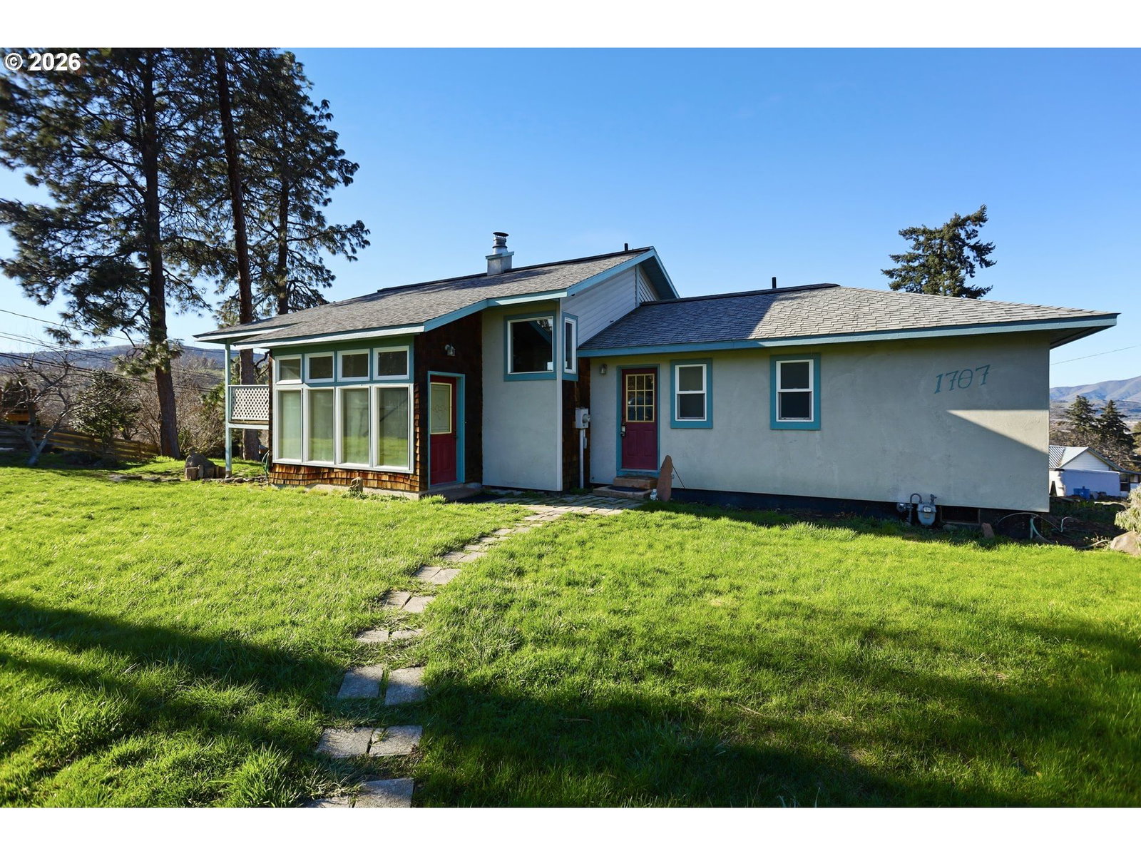 Primary listing photo, 1707 BRIDGE ST, The Dalles, OR, 97058
