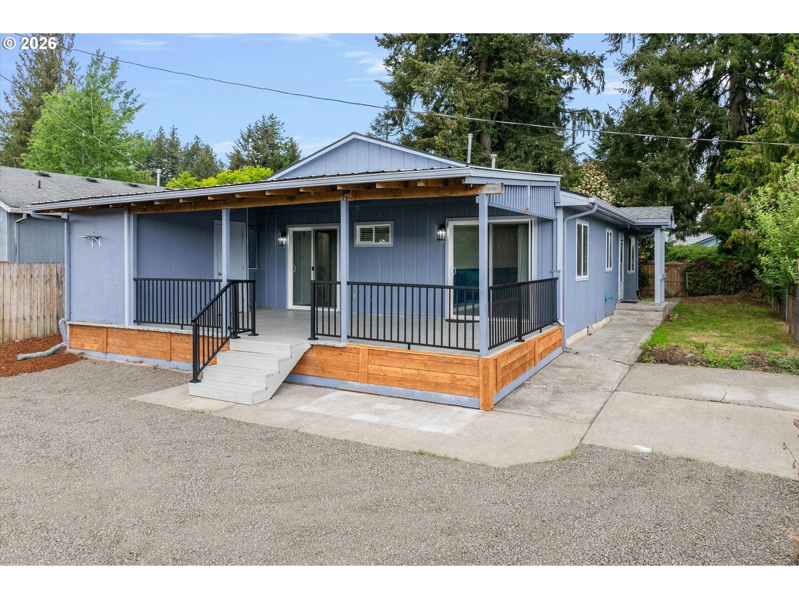 Listing photo 1 of 6