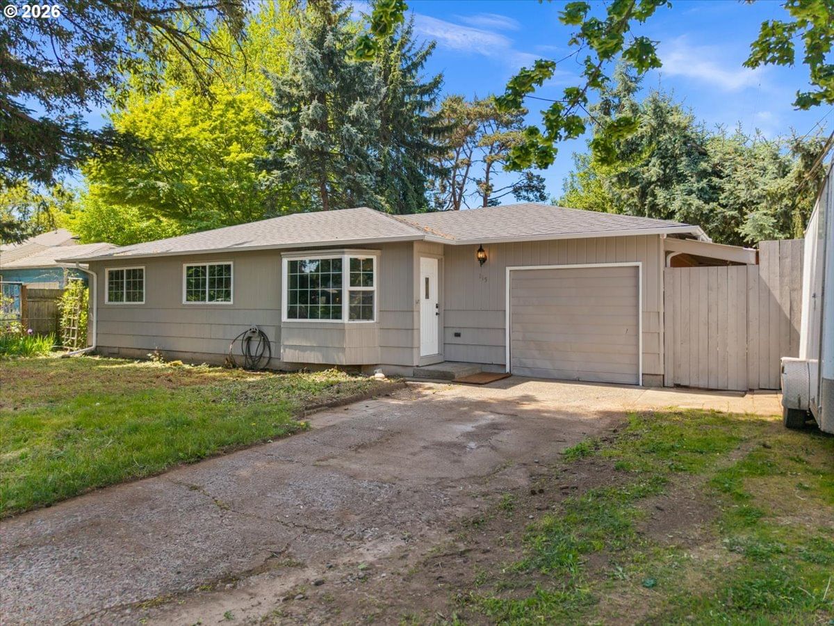 Listing photo 1 of 6