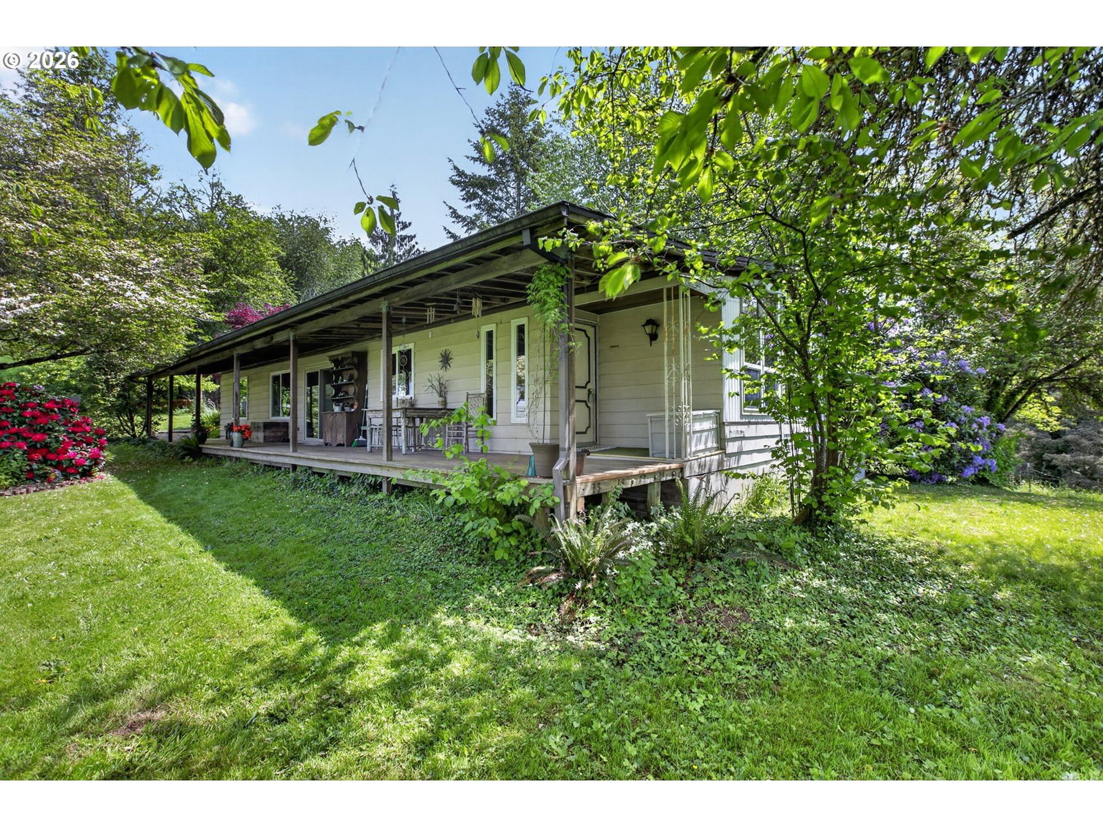 Listing photo 1 of 6
