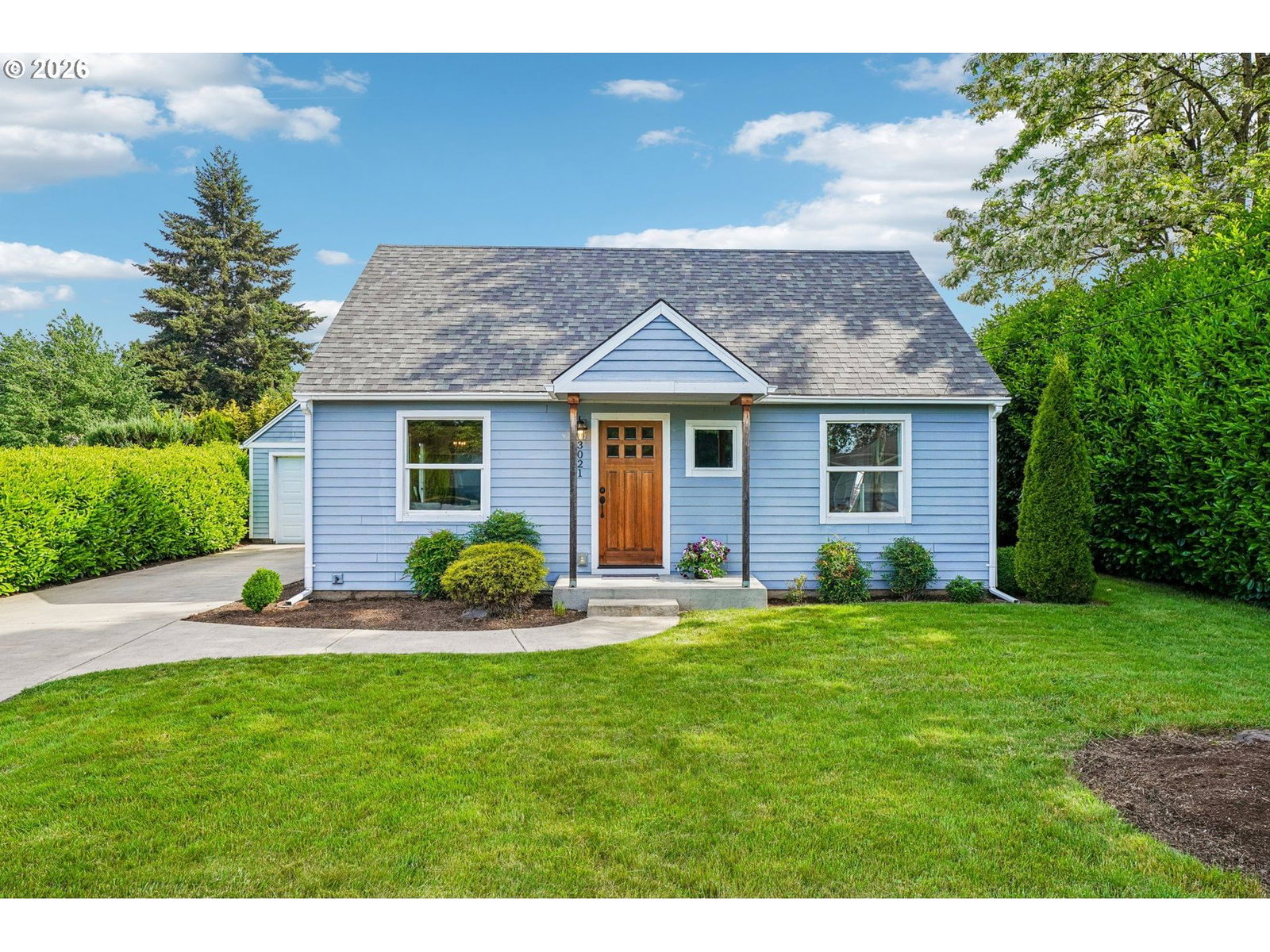Listing photo 1 of 6