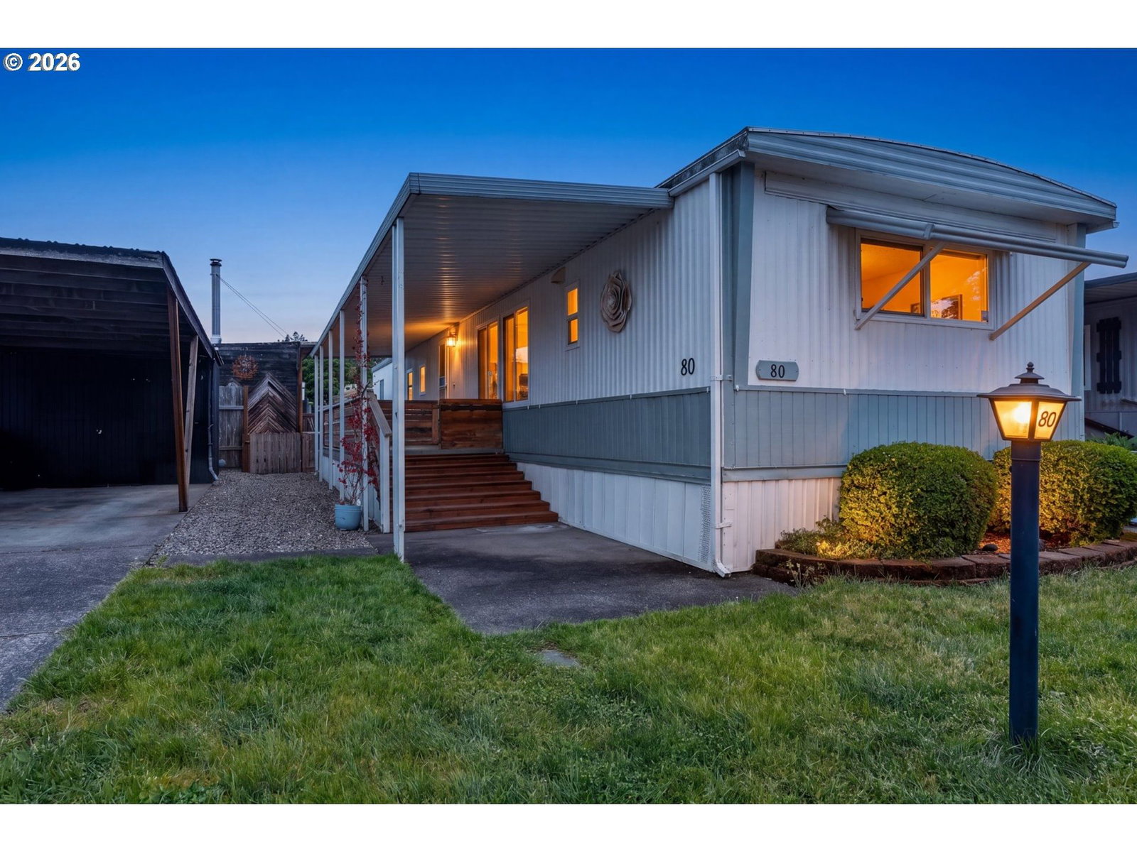 Listing photo 1 of 6
