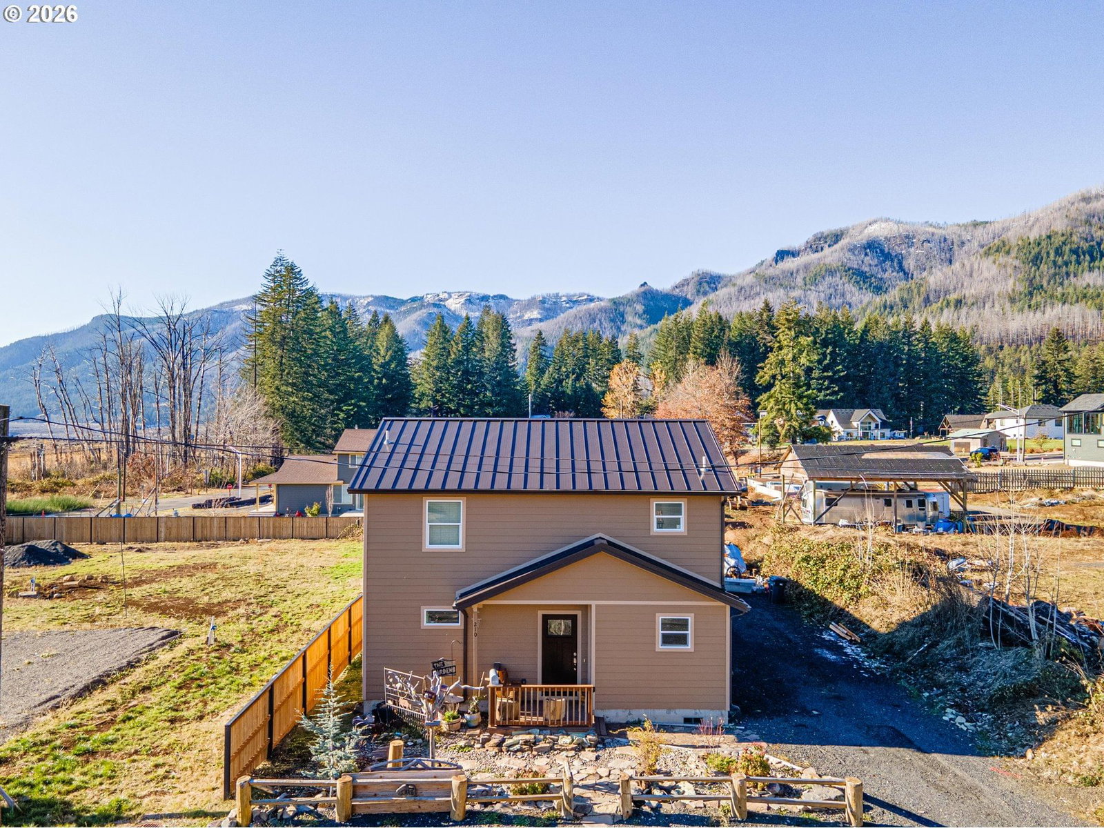 Listing photo 1 of 6