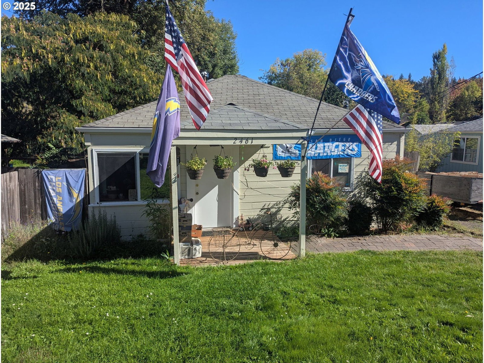 Primary listing photo, 2461 RIVERVIEW ST, Eugene, OR, 97403