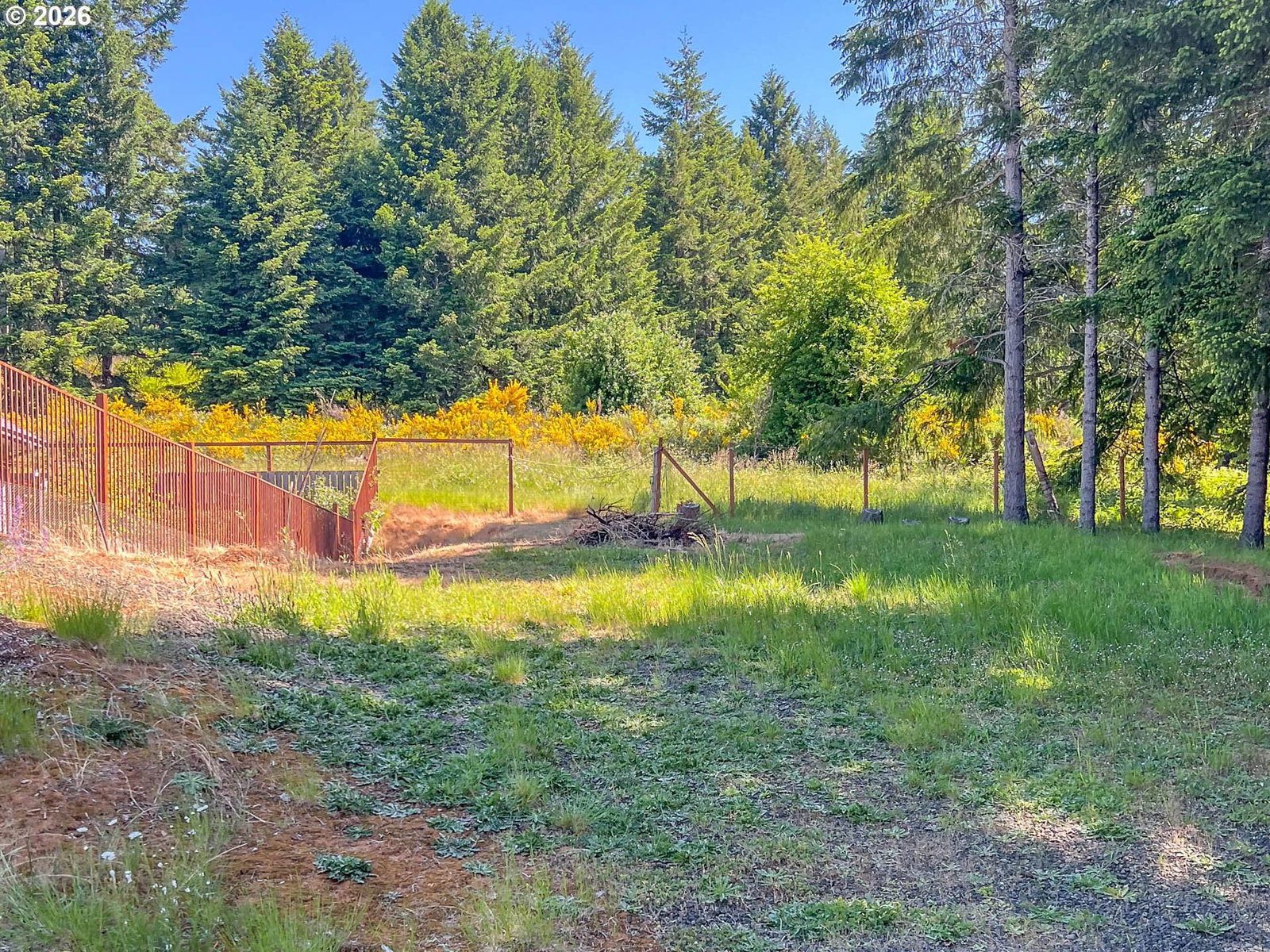 Listing photo 1 of 6