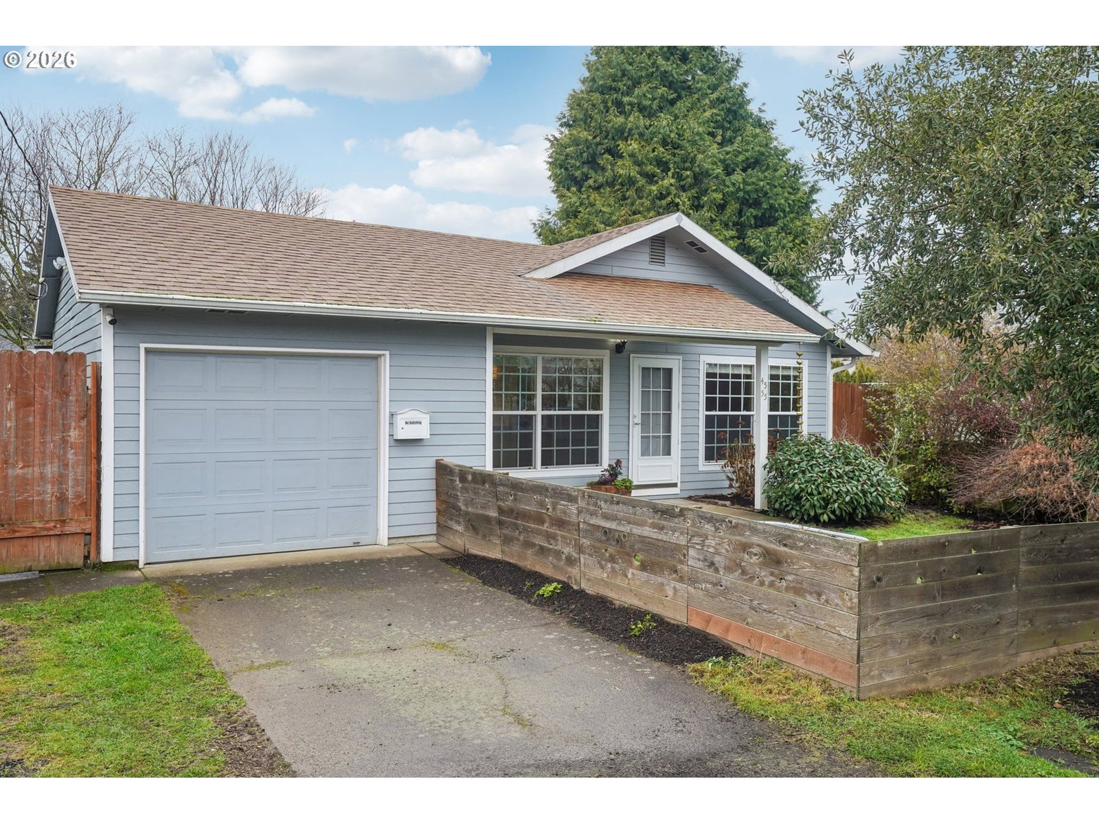 Primary listing photo, 4555 NE 76TH AVE, Portland, OR, 97218