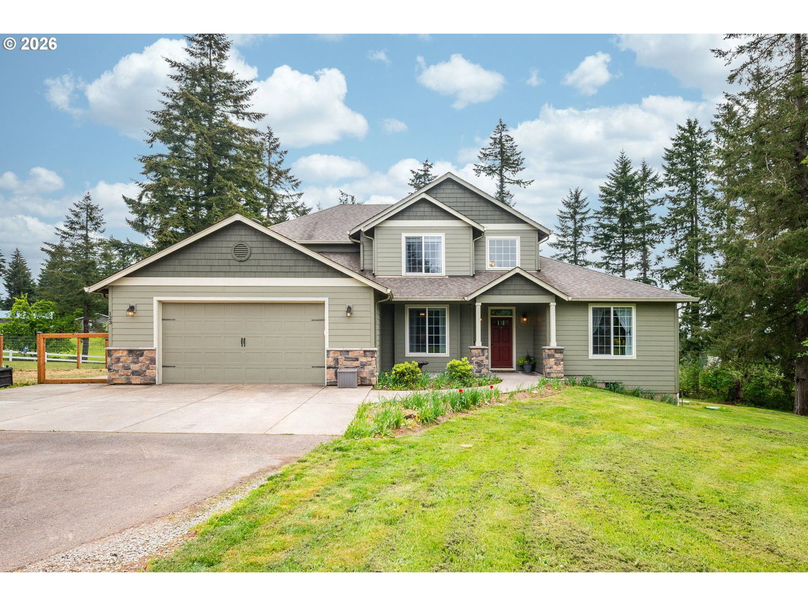 Listing photo 1 of 6
