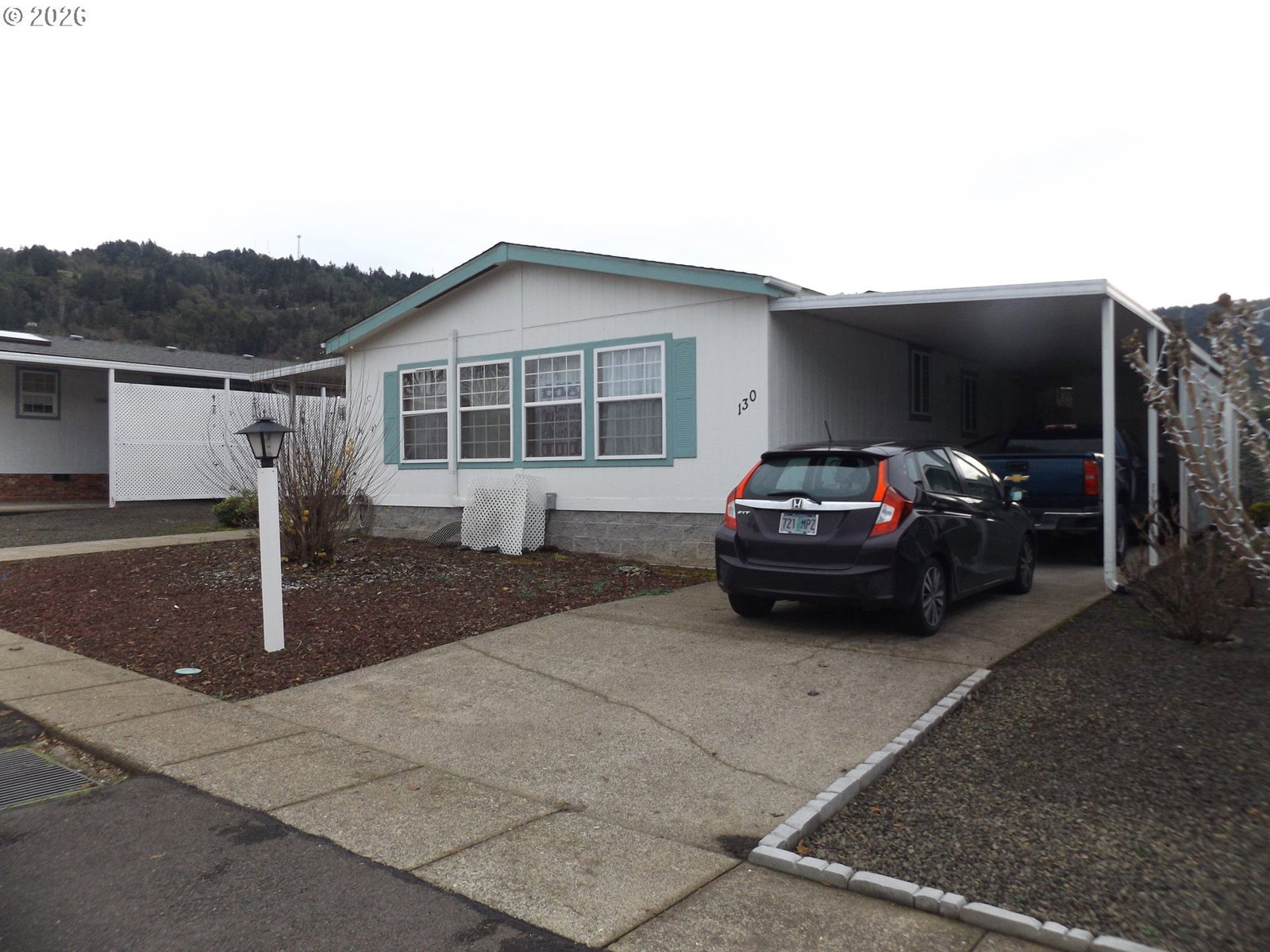 Listing photo 1 of 6