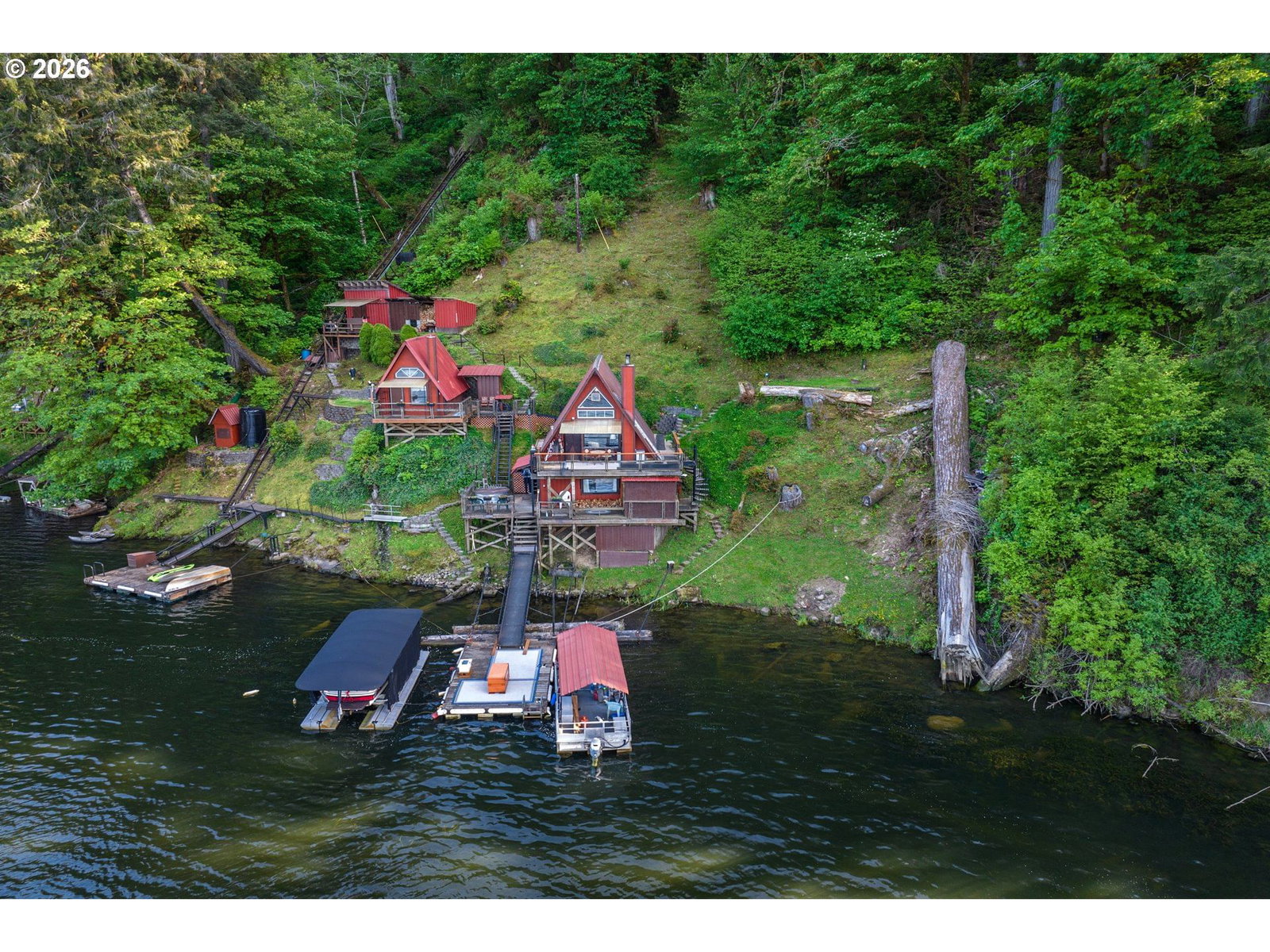 Listing photo 1 of 6