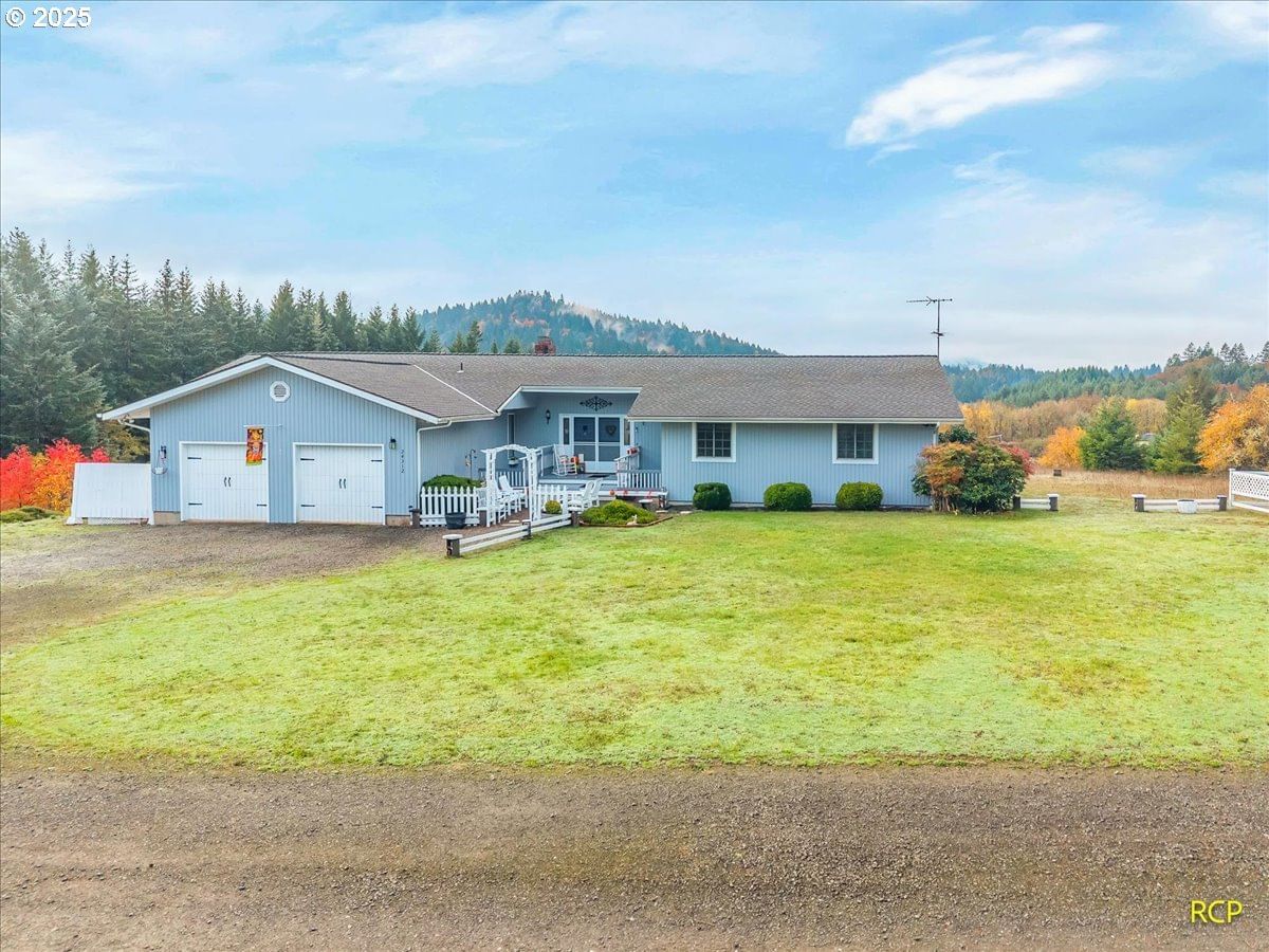 Listing photo 1 of 6