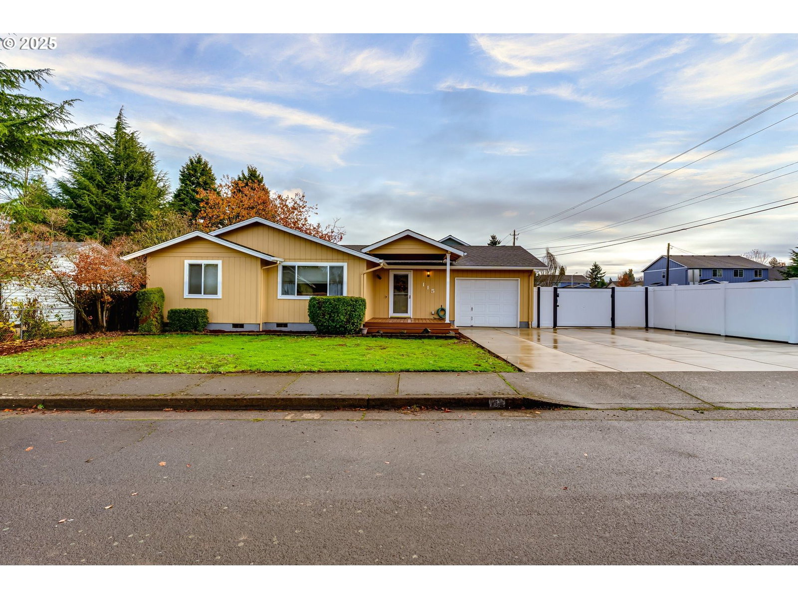 Primary listing photo, 115 SAXON PL, Junction City, OR, 97448