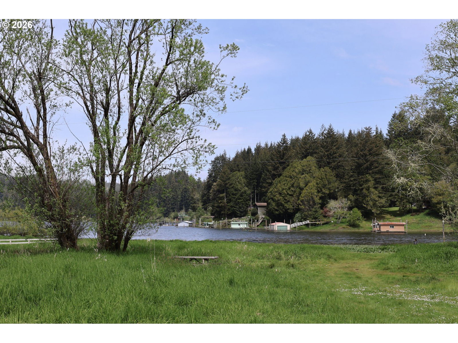 Listing photo 1 of 6