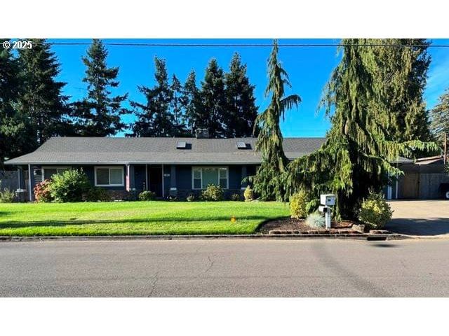 Primary listing photo, 888 WILSON ST, Woodburn, OR, 97071