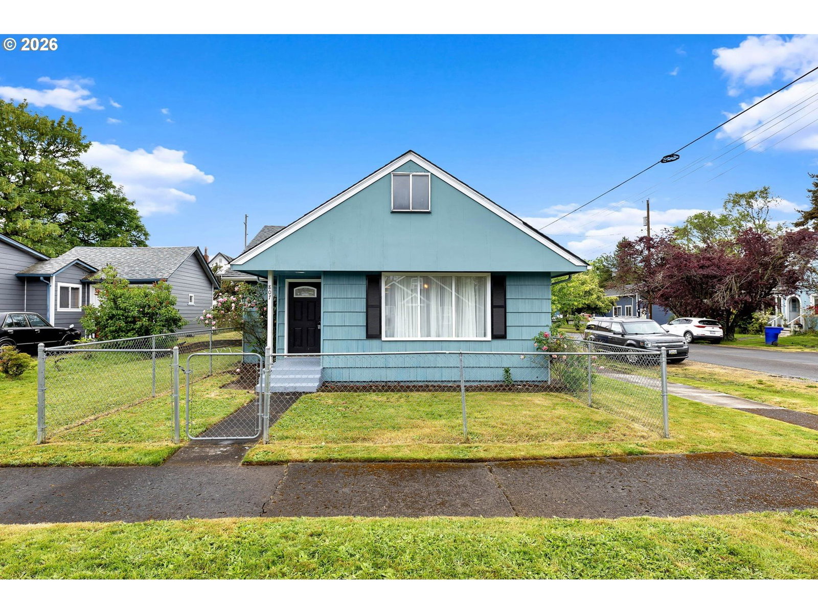 Listing photo 1 of 6