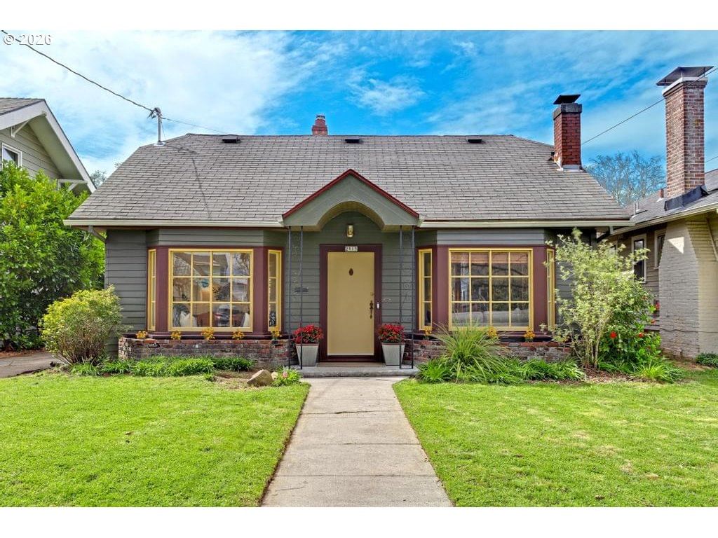 Primary listing photo, 2915 NE 47TH AVE, Portland, OR, 97213