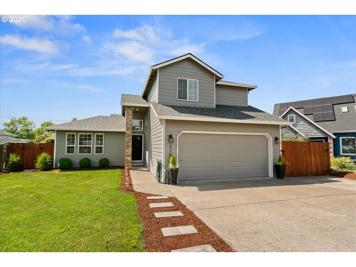 Listing photo 1 of 6