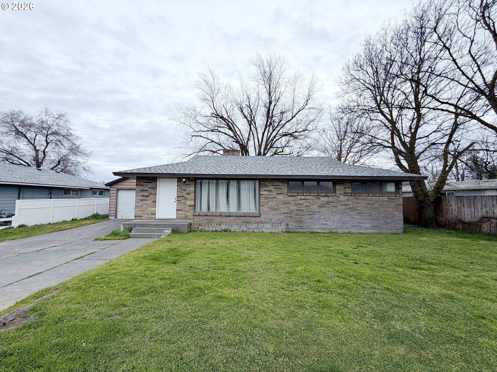 Primary listing photo, 725 SW 11TH ST, Hermiston, OR, 97838