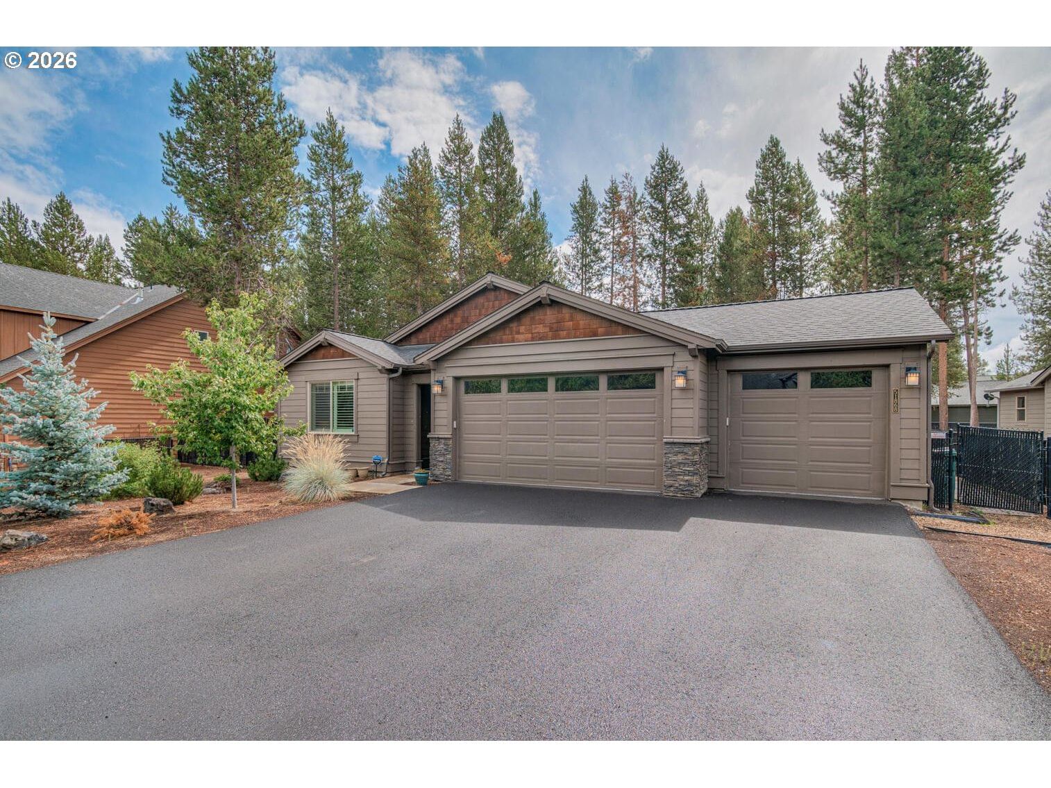 Primary listing photo, 51868 TRAPPER GEORGE LN, La Pine, OR, 97739
