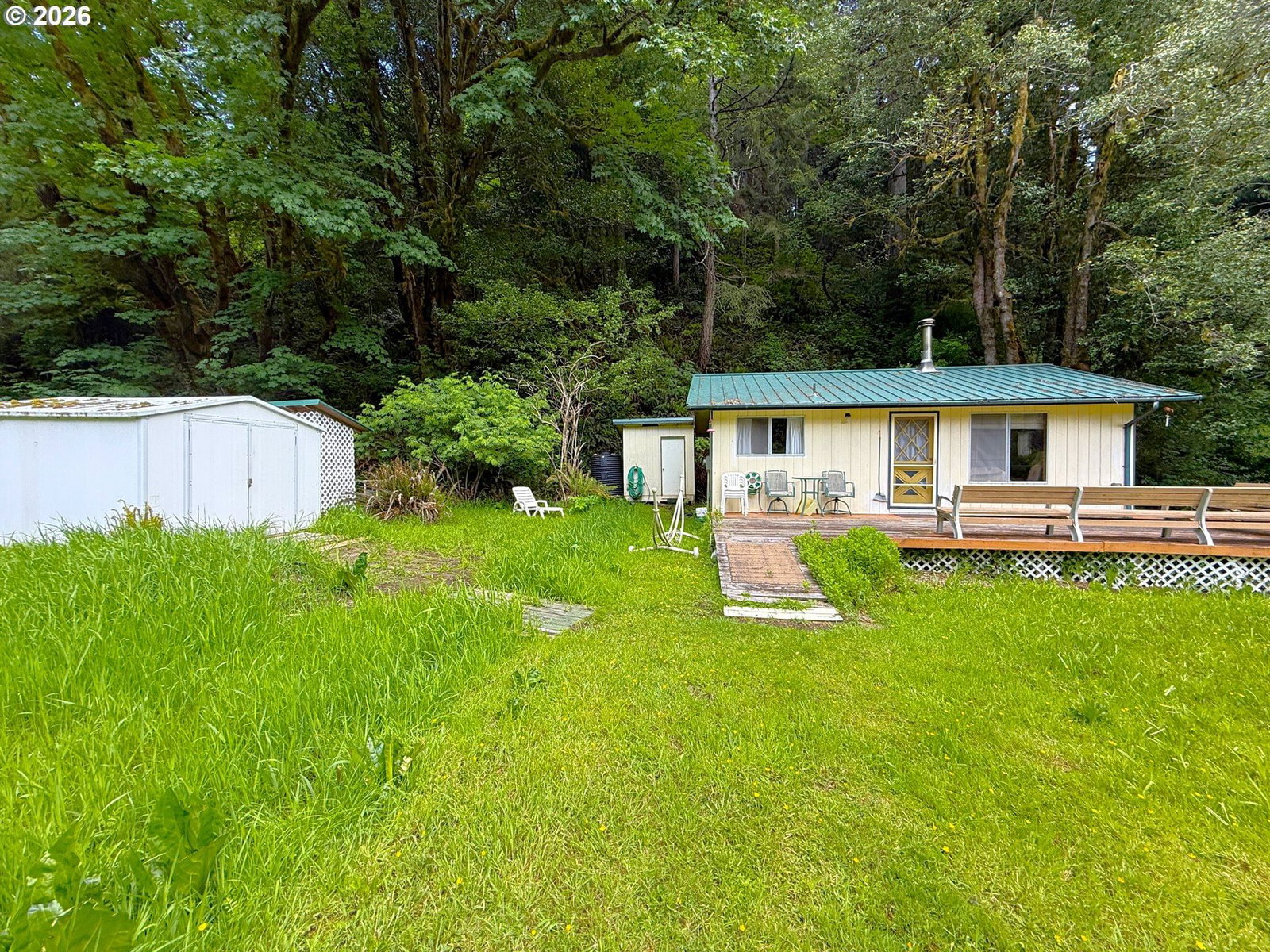 Listing photo 1 of 6