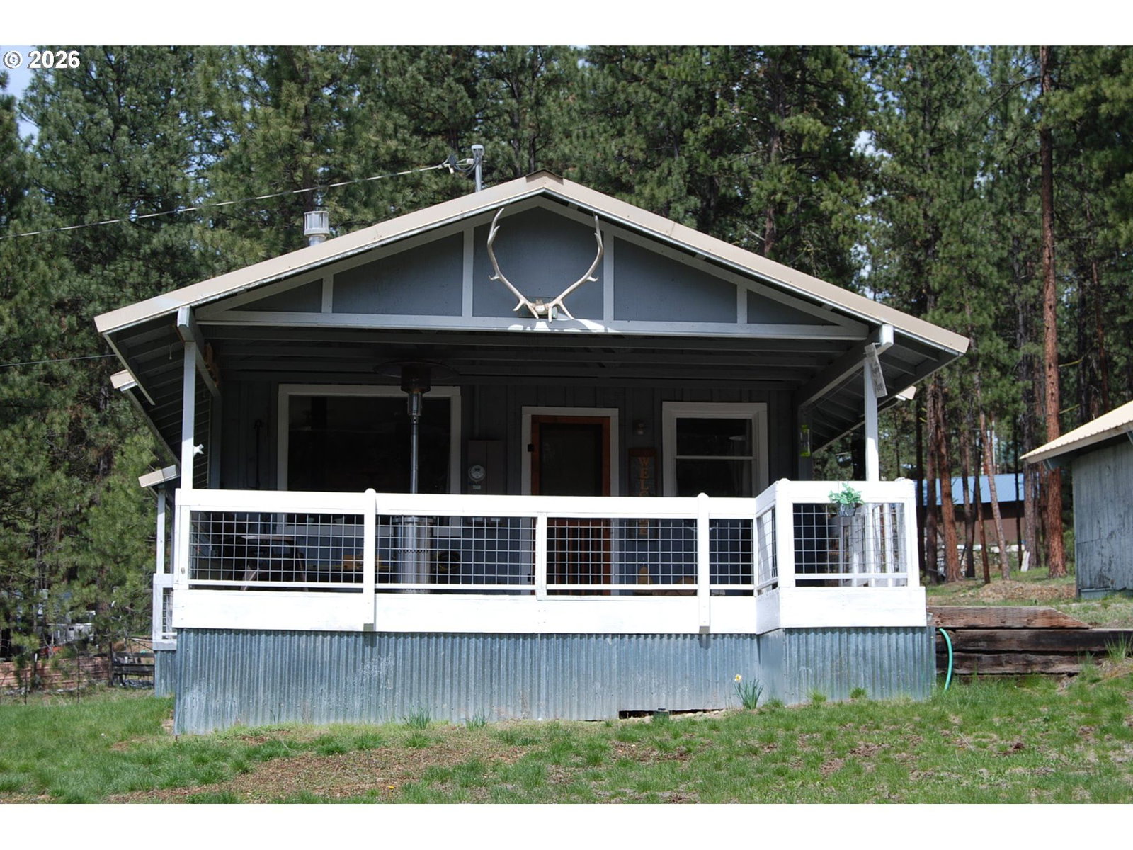 Listing photo 1 of 6