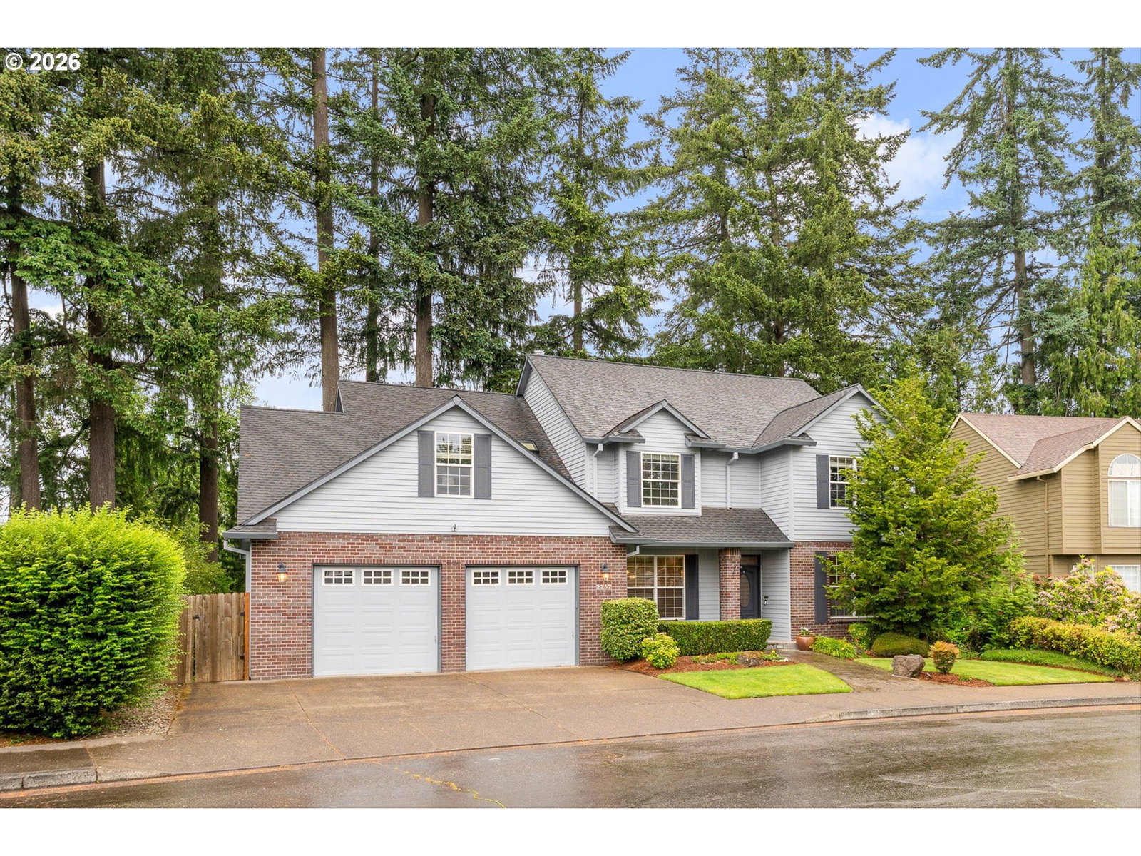 2257 NE ESTATE DR