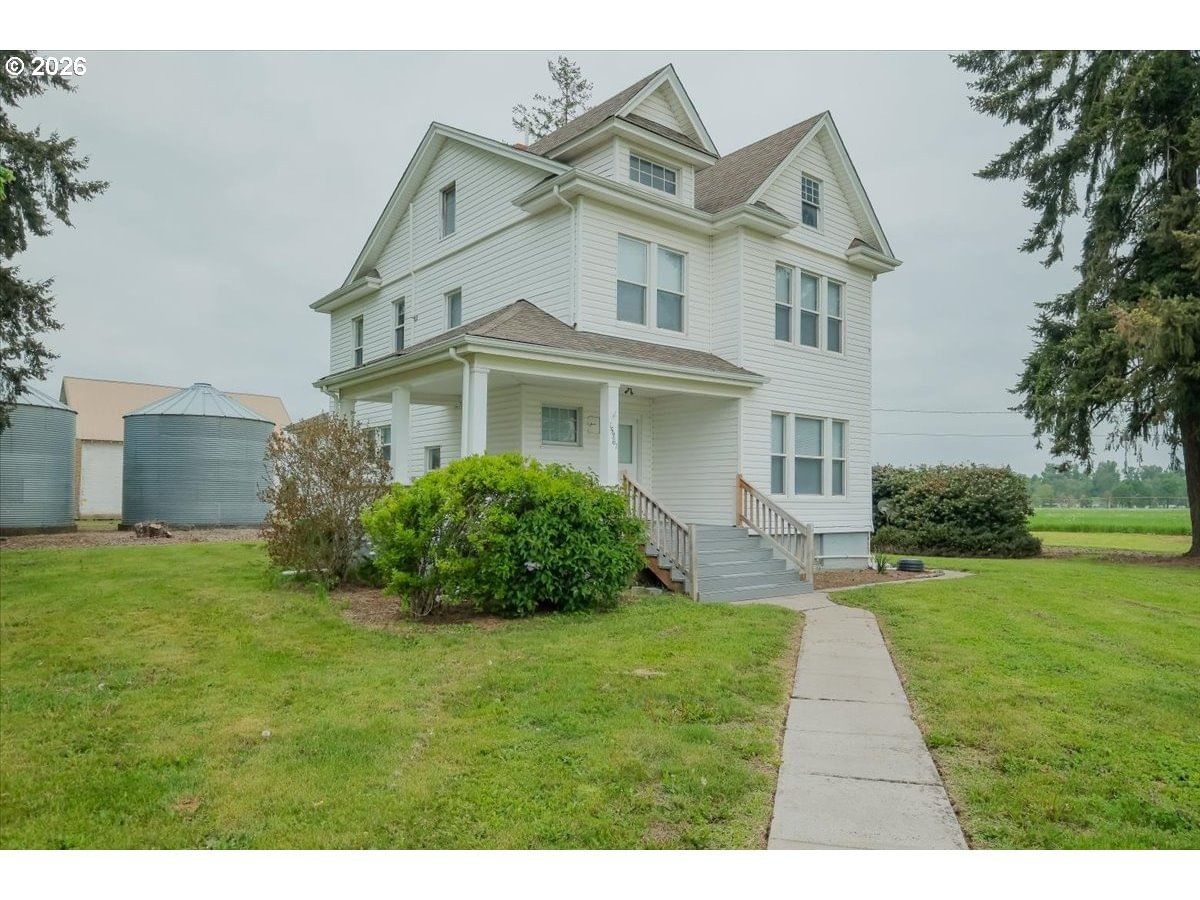 Listing photo 1 of 6