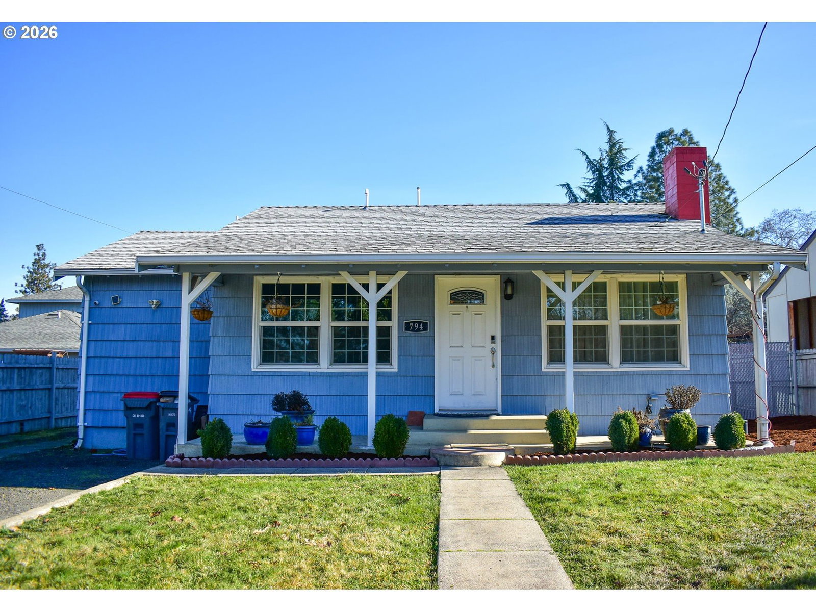 Primary listing photo, 794 N KEENE WAY DR, Medford, OR, 97504