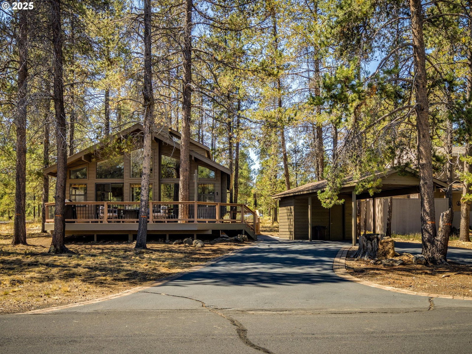 Primary listing photo, 57543 INDIAN LN, Sunriver, OR, 97707