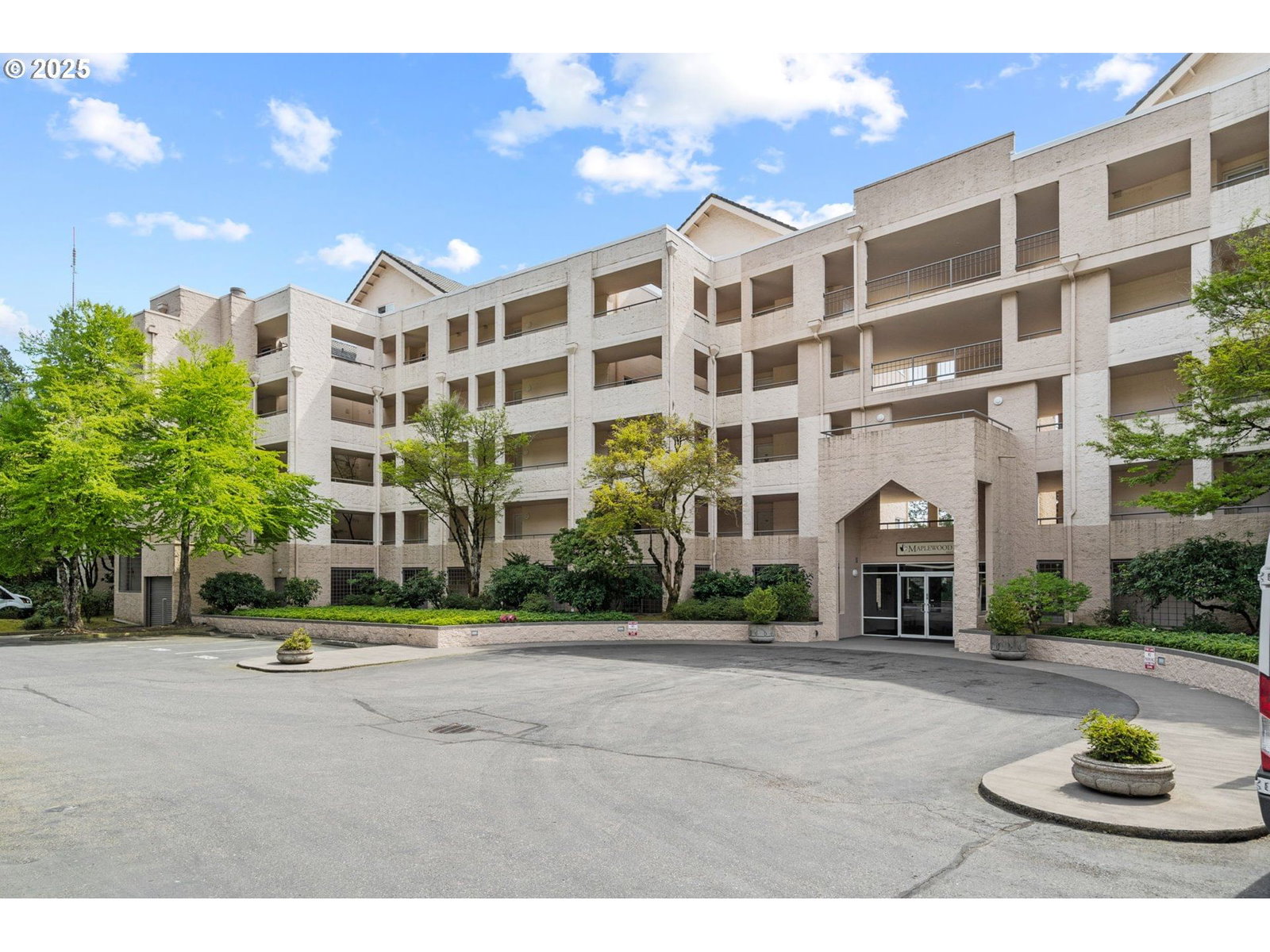 6665 W BURNSIDE RD #447
