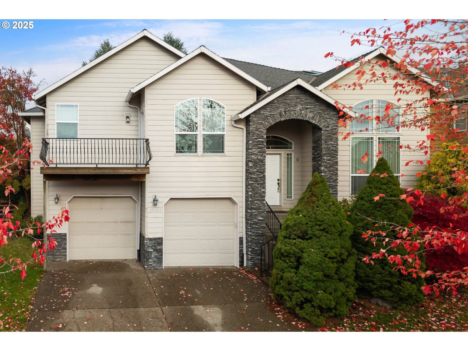 Primary listing photo, 15325 SE Knapp Dr, Portland, OR, 97236