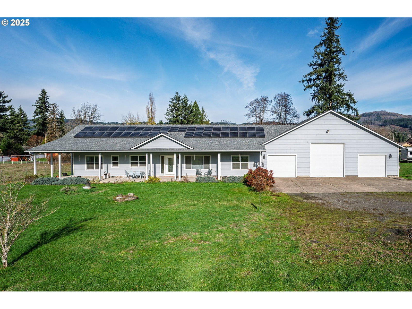 Primary listing photo, 1273 SE 4TH AVE, Mill City, OR, 97360