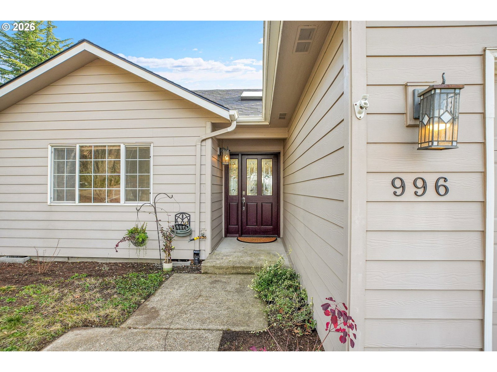 Primary listing photo, 996 PARKWAY DR, Salem, OR, 97304