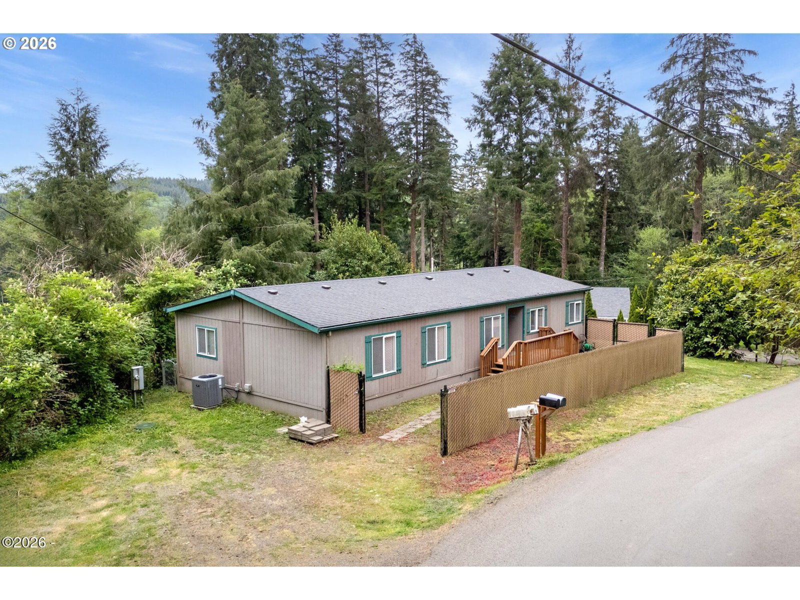 Listing photo 1 of 6