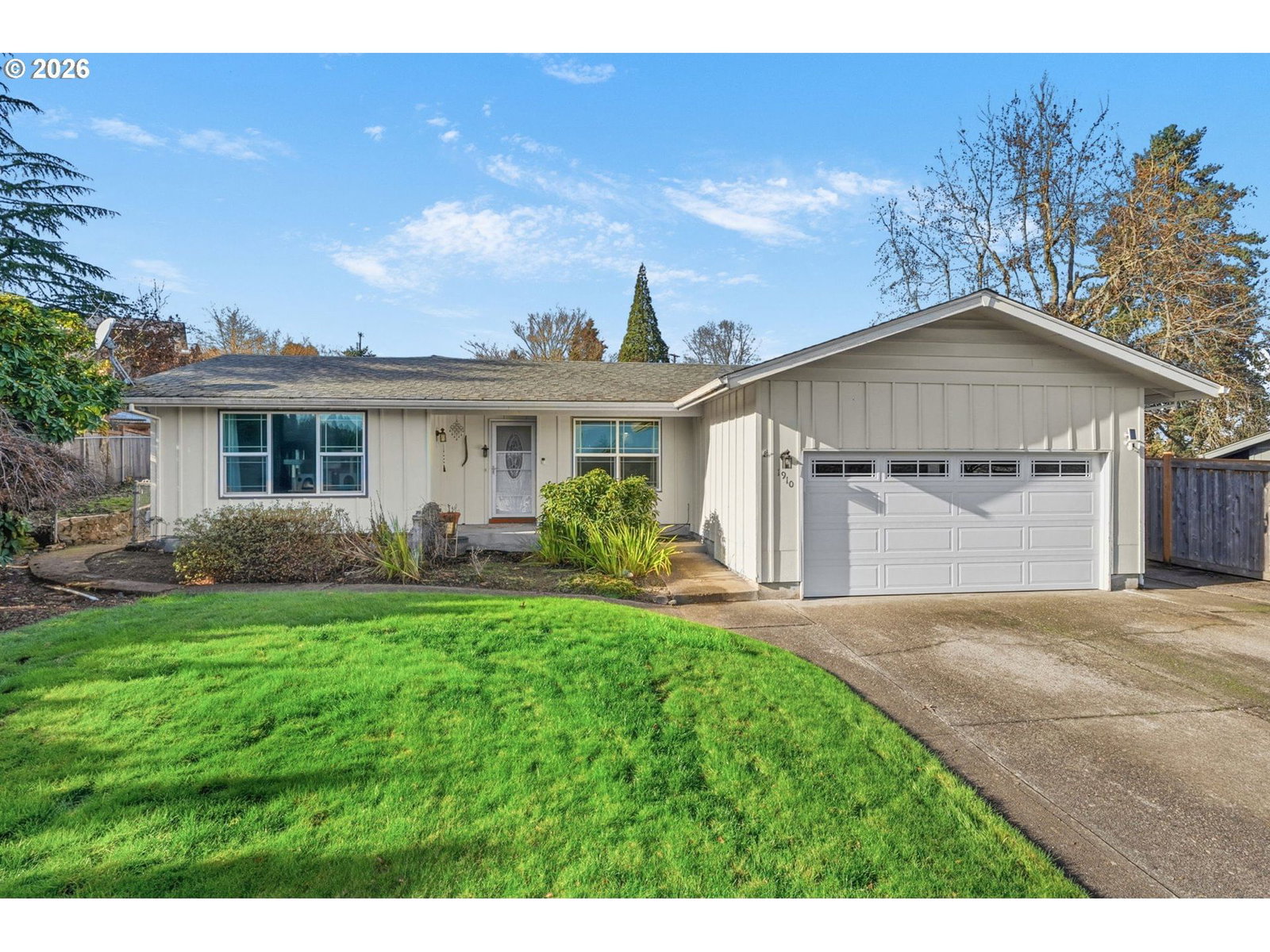 Primary listing photo, 1910 HAWKINS LN, Eugene, OR, 97405