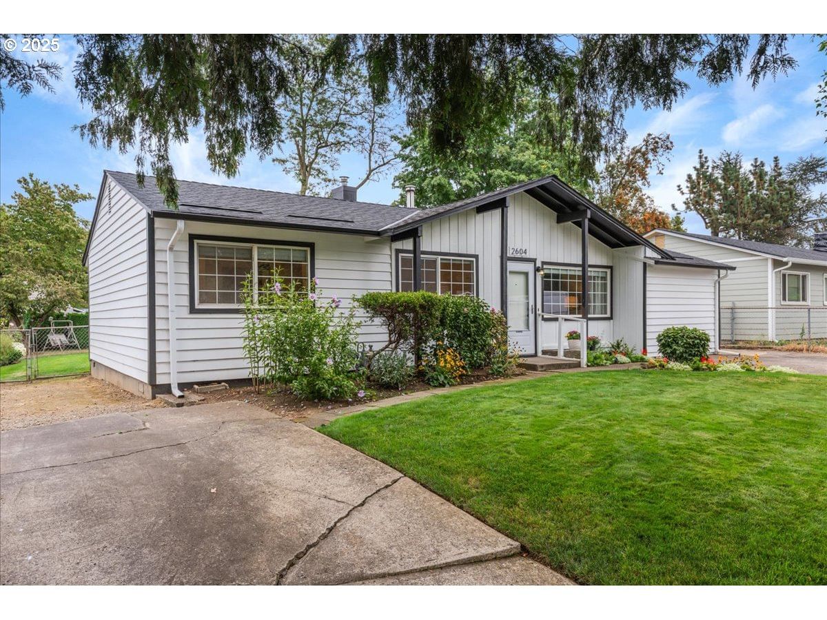 Primary listing photo, 2604 SE 176th PL, Portland, OR, 97236