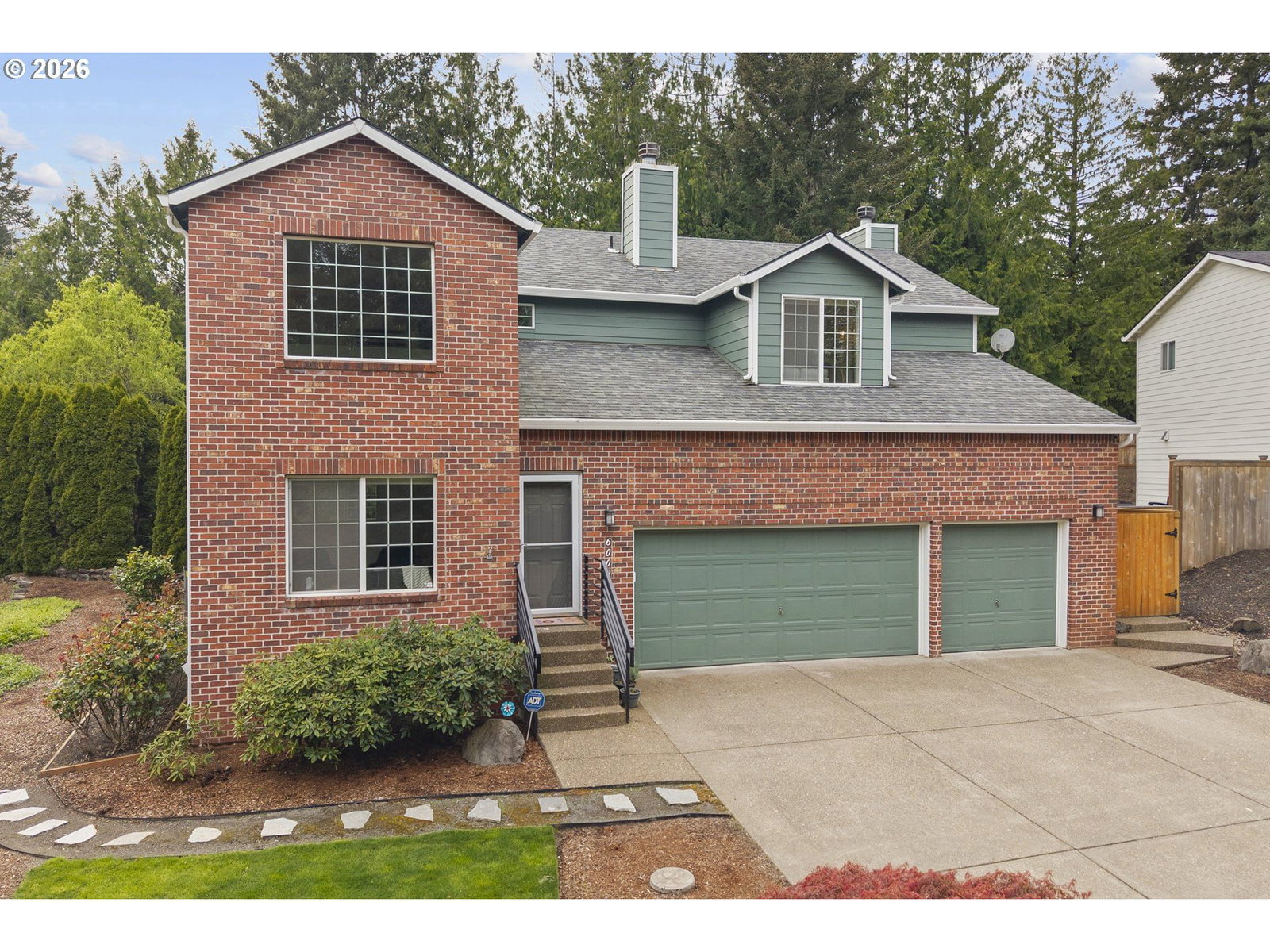 Primary listing photo, 6009 SW 33RD PL, Portland, OR, 97239