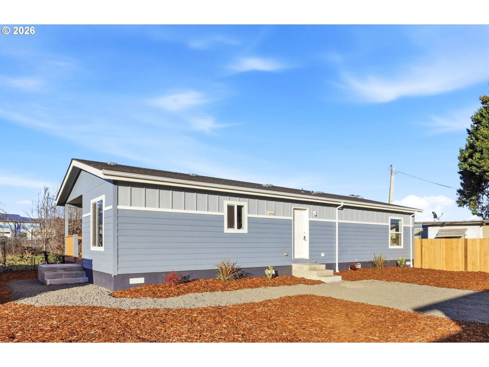 Primary listing photo, 1423 31st ST, Springfield, OR, 97477