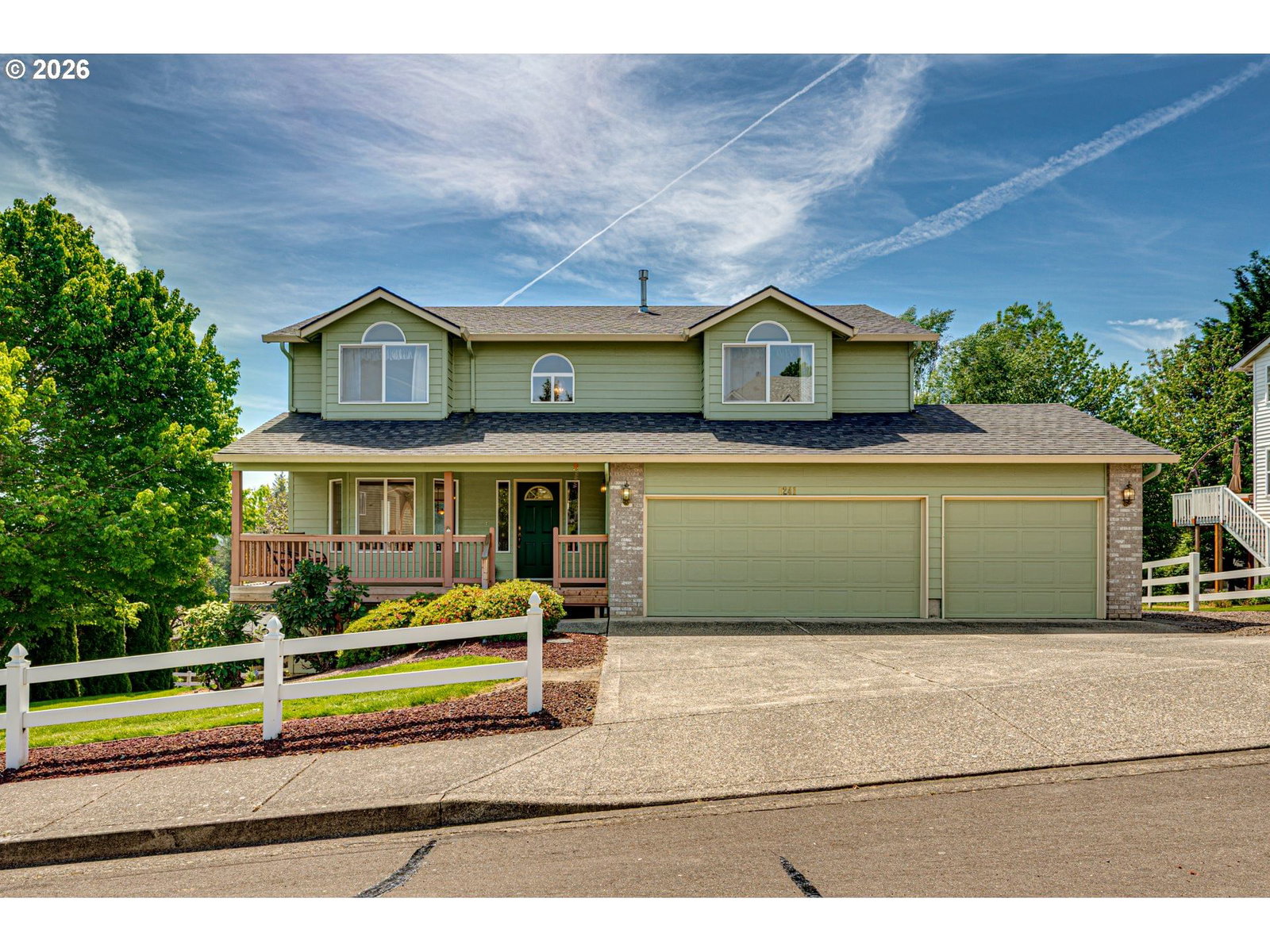 Listing photo 1 of 6