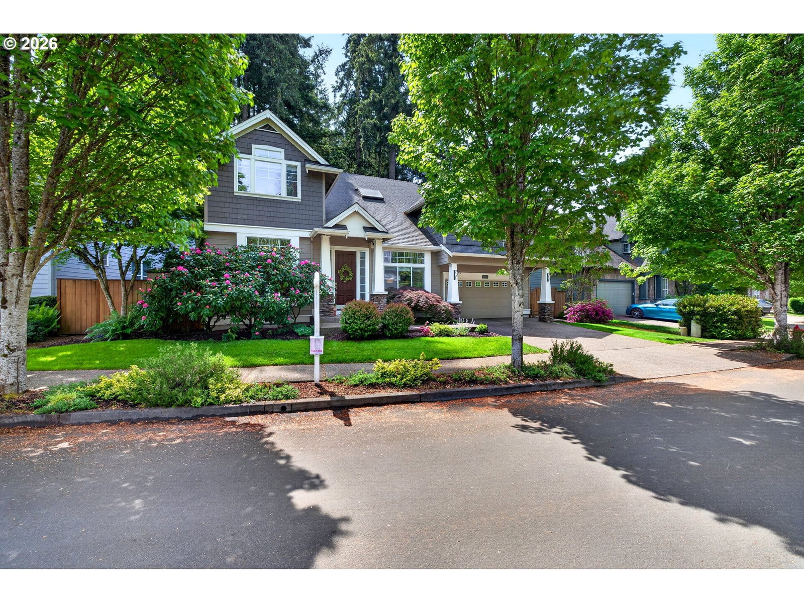 Listing photo 1 of 6
