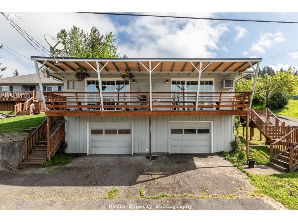 Listing photo 1 of 6