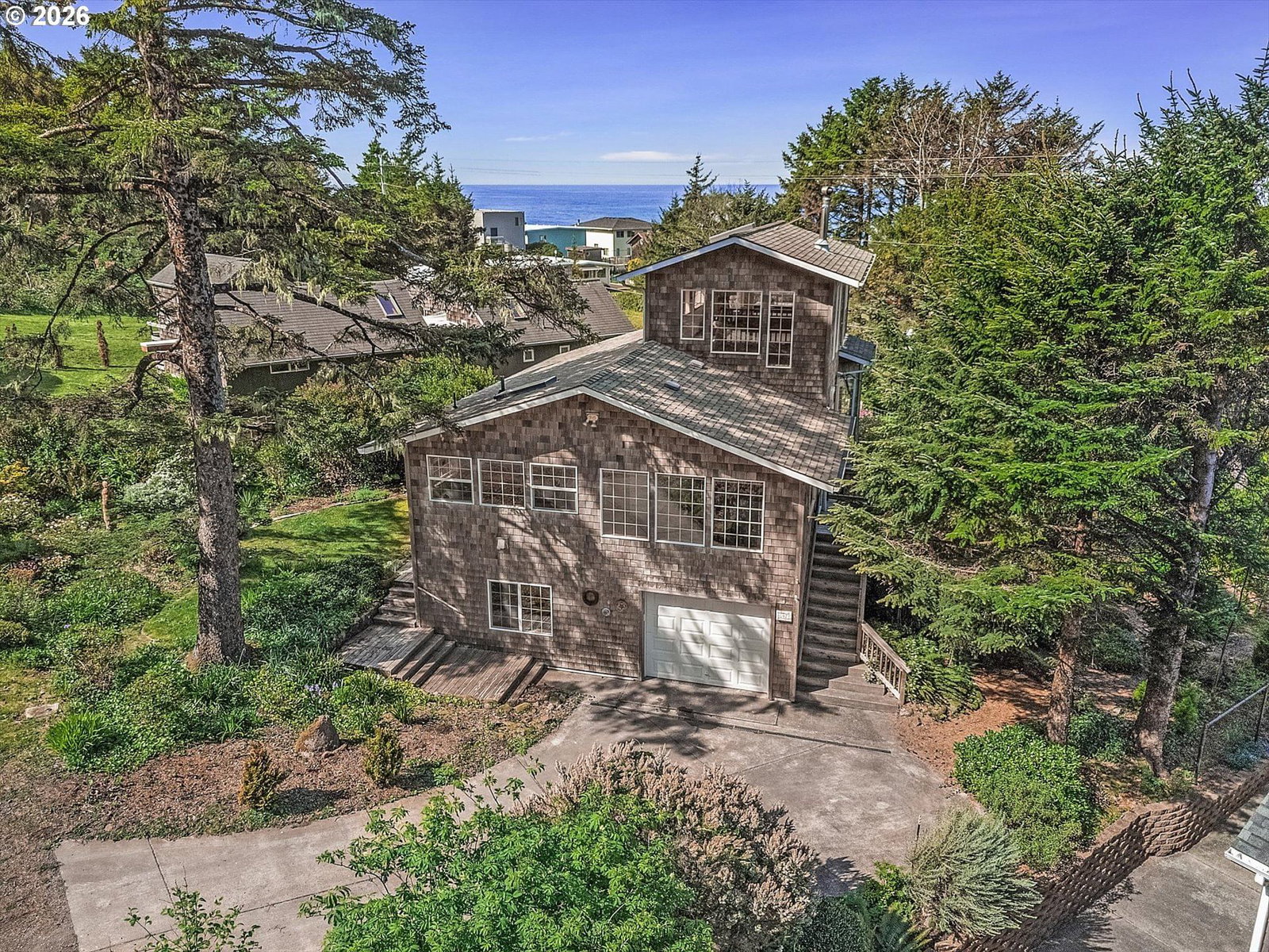Listing photo 1 of 6