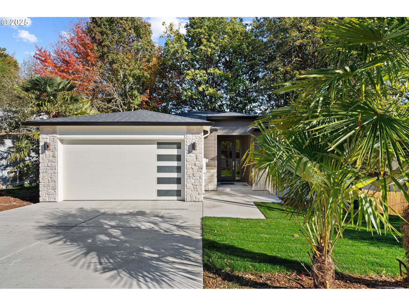 Primary listing photo, 310 BARR DR, Kelso, WA, 98626