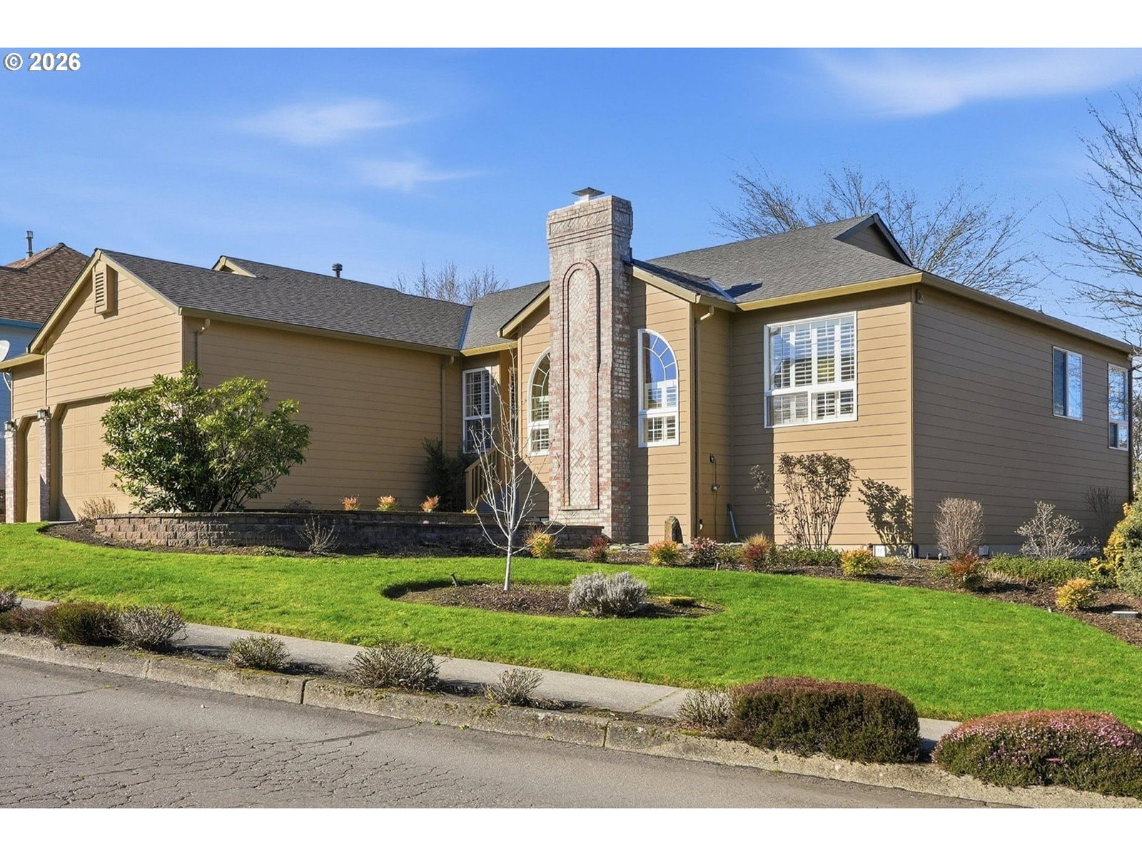 Primary listing photo, 3857 BRITTANY DR, Gresham, OR, 97080