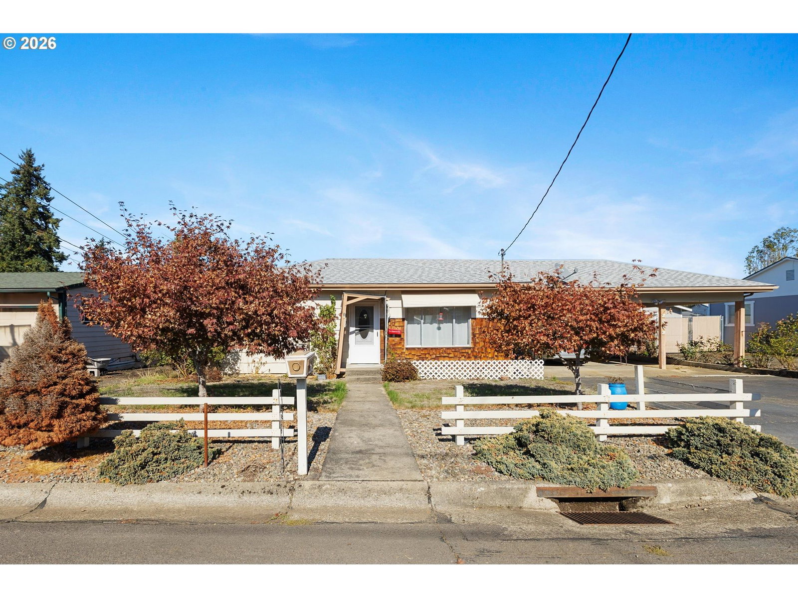 Primary listing photo, 2812 W SANDERS AVE, Roseburg, OR, 97471