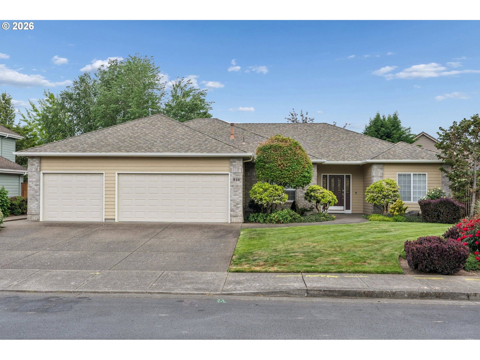 Listing photo 1 of 6